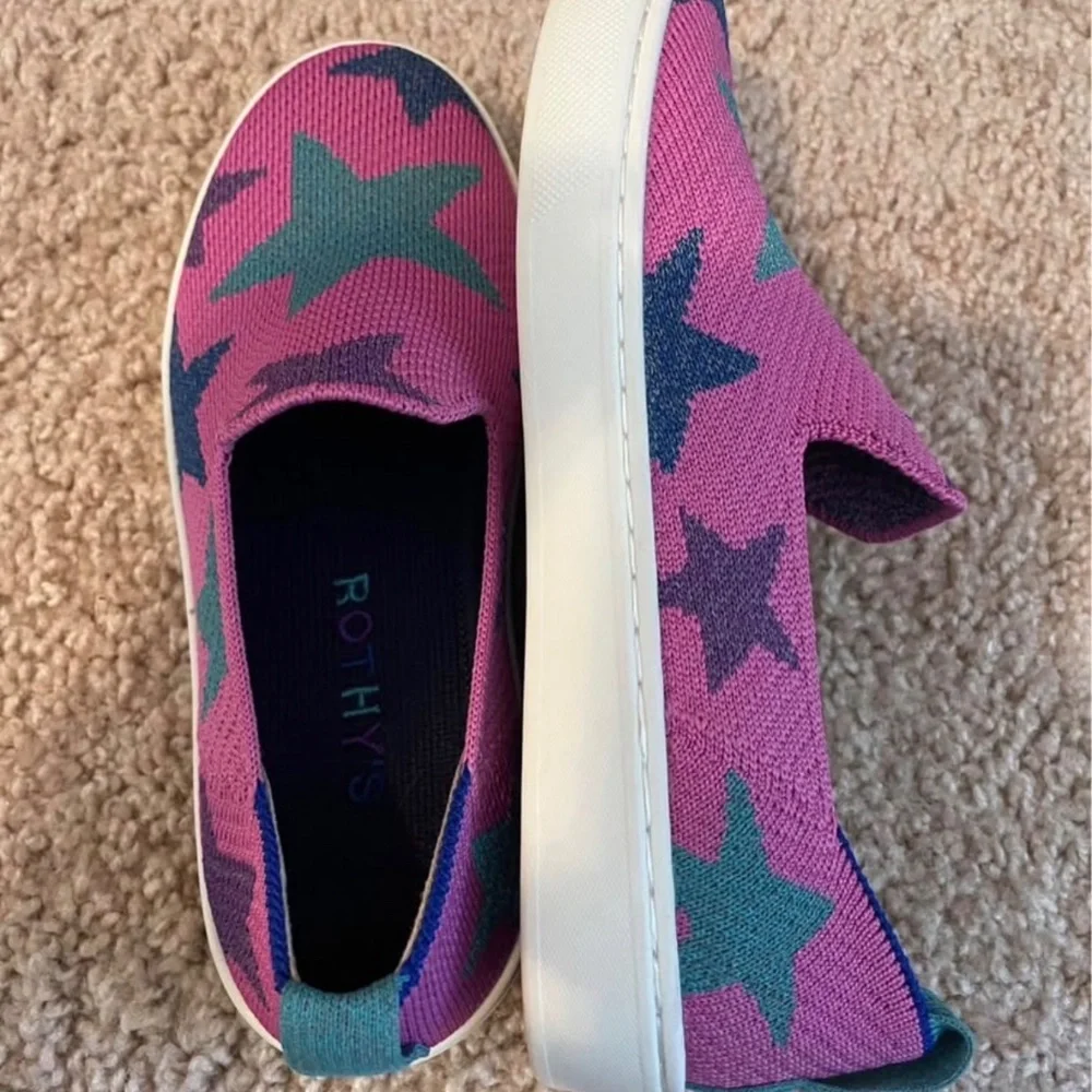 *NEW* Girls Rothy’s Size 2 - Picture 2 of 3
